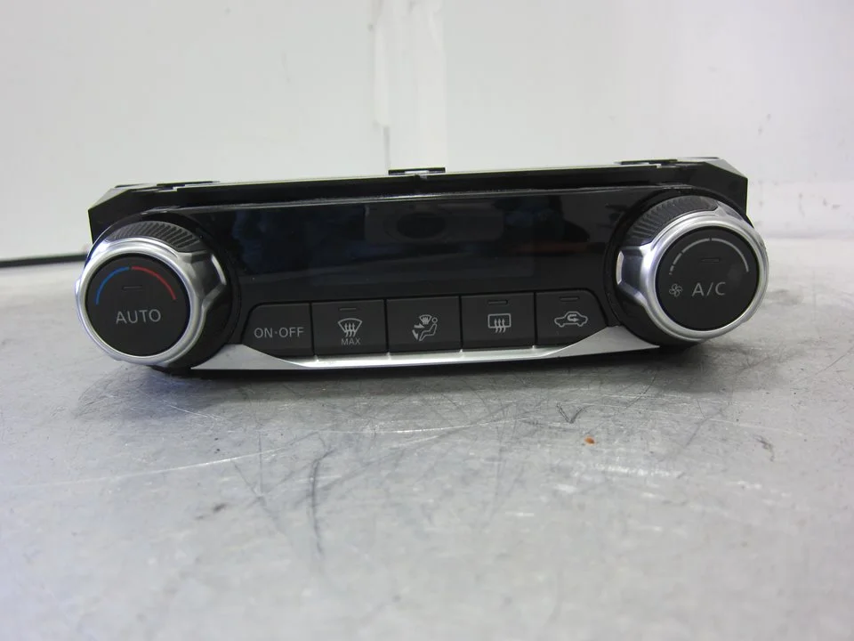 Foto de MANDO CLIMATIZADOR NISSAN MICRA (K14) 0.9 CAT (90 CV / 66 KW) referencia 275005FA5A