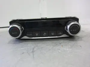 Foto de MANDO CLIMATIZADOR NISSAN MICRA (K14) 0.9 CAT (90 CV / 66 KW) referencia 275005FA5A