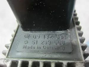 Foto de CAJA PRECALENTAMIENTO OPEL ZAFIRA A 2.0 DTI (101 CV / 74 KW) referencia 51299008 foto 4