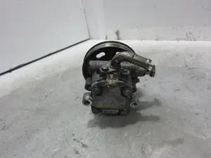 Foto de BOMBA DIRECCION VOLKSWAGEN PASSAT BERLINA (3B2) 1.9 TDI (116 CV / 85 KW) referencia 800145177Q foto 2