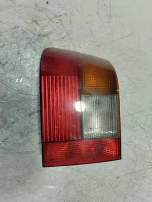 Foto de PILOTO TRASERO IZQUIERDO SEAT IBIZA (6K1) 1.4  (60 CV / 44 KW) referencia 96223900