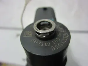 Foto de INYECTOR OPEL COMBO (CORSA C) referencia 0445110183 foto 4