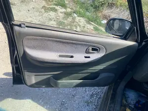 Foto de GUARNECIDO PUERTA DELANTERA IZQUIERDA KIA SPORTAGE 2.0 CAT (128 CV / 94 KW)