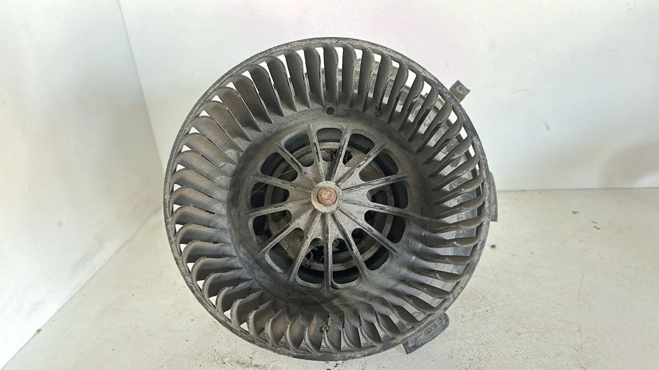 Foto de VENTILADOR CALEFACCION OPEL ZAFIRA B referencia D8087000