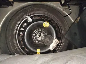 Foto de RUEDA DE REPUESTO OPEL MERIVA B