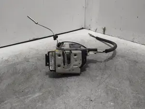 Foto de CERRADURA PUERTA DELANTERA IZQUIERDA FIAT FREEMONT (345) 2.0 16V Multijet CAT (170 CV / 125 KW) referencia P04589913AE foto 4