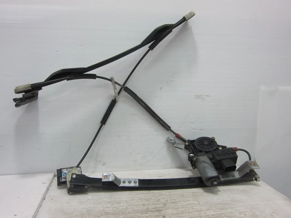 Foto de ELEVALUNAS DELANTERO DERECHO FORD MONDEO BERLINA (GE) 2.5 V6 24V CAT (170 CV / 125 KW) referencia 150010986