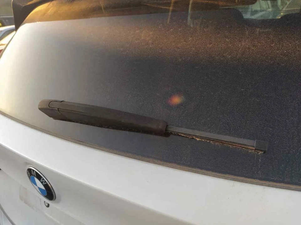Foto de BRAZO LIMPIA TRASERO BMW SERIE X3 (G01) 3.0 24V Turbodiesel (265 CV / 195 KW)