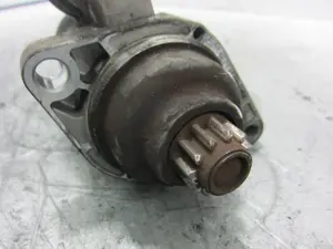 Foto de MOTOR ARRANQUE SEAT IBIZA (6L1) 1.9 TDI (101 CV / 74 KW) referencia 62Z911023H foto 3