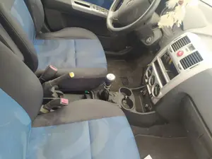 Foto de ENGANCHE CINTURON DELANTERO IZQUIERDO HYUNDAI GETZ (TB) 1.5 CRDi CAT (82 CV / 60 KW)