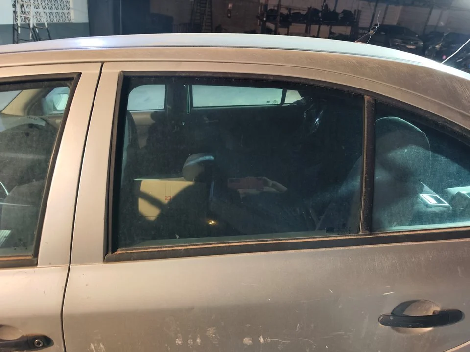 Foto de LUNA TRASERA IZQUIERDA SKODA OCTAVIA BERLINA (1U2) 1.9 TDI (90 CV / 66 KW) referencia 12506545