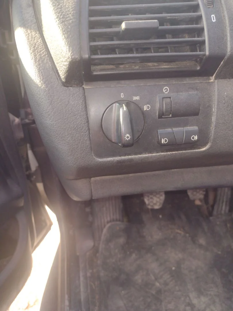 Foto de MANDO LUCES BMW SERIE X5 (E53) 3.0 Turbodiesel CAT (218 CV / 160 KW)