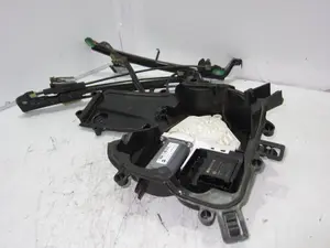 Foto de ELEVALUNAS DELANTERO DERECHO SEAT LEON (1P1) 2.0 16V T FSI (200 CV / 147 KW) referencia 1307175908