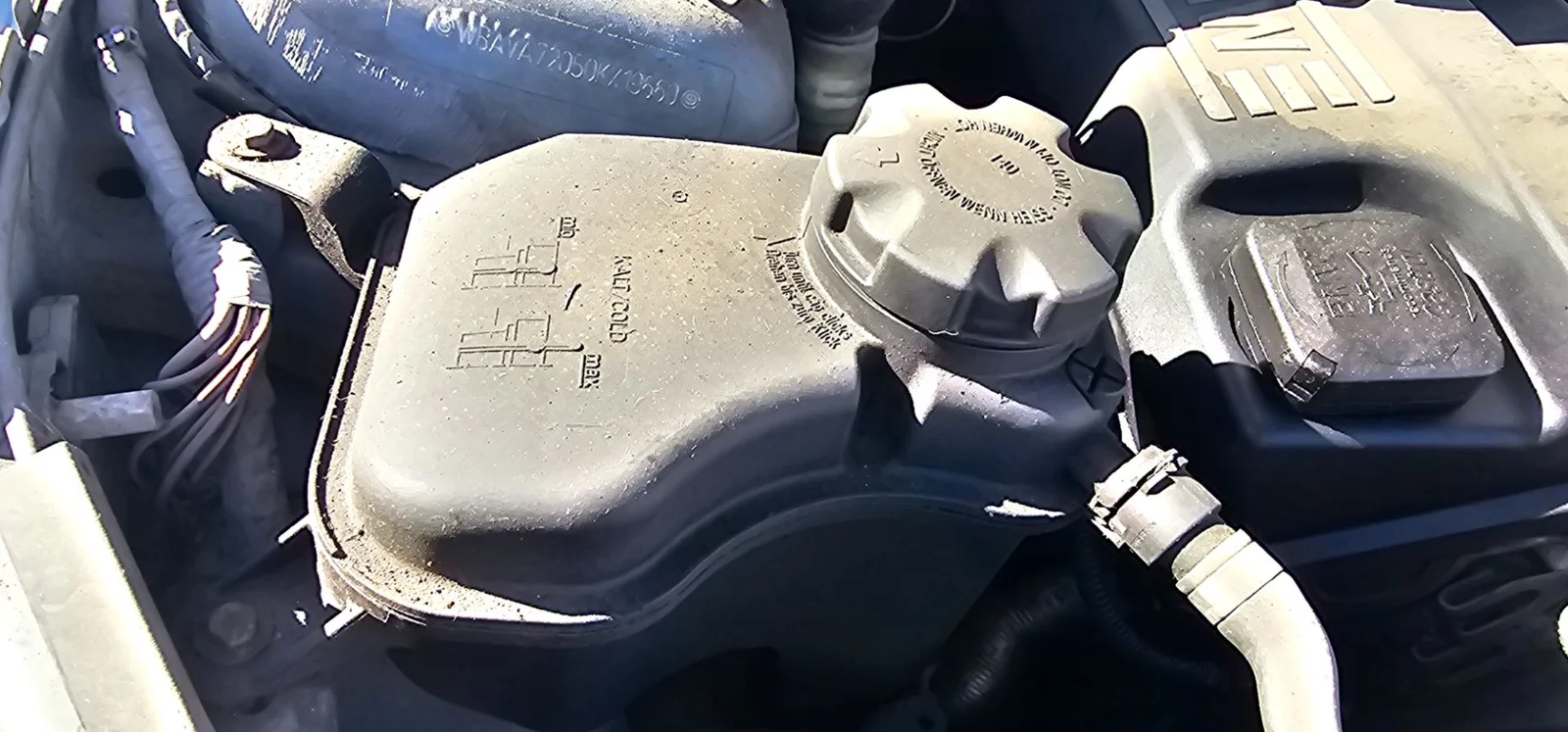 Foto de DEPOSITO EXPANSION BMW SERIE 3 BERLINA (E90) 2.0 CAT (129 CV / 95 KW)