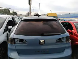 Foto de PORTON TRASERO SEAT IBIZA (6L1) 1.9 TDI (101 CV / 74 KW) referencia 6L6827024B