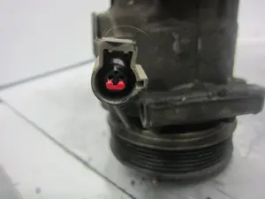Foto de COMPRESOR AIRE ACONDICIONADO FORD FIESTA (CBK) referencia 2S6119D629AE foto 2