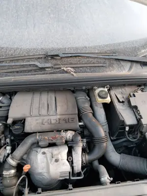 Foto de ARTICULACION LIMPIA DELANTERA PEUGEOT 308 SW 1.6 HDi FAP CAT (9HZ / DV6TED4) (109 CV / 80 KW)