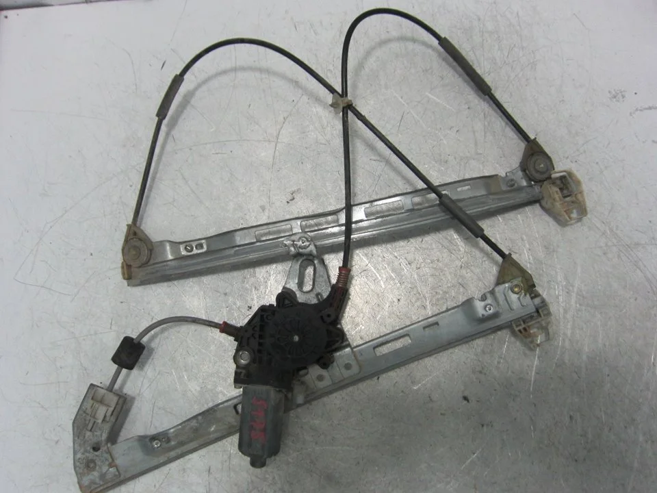 Foto de ELEVALUNAS DELANTERO IZQUIERDO PEUGEOT 206 2.0 HDi CAT (90 CV / 66 KW)