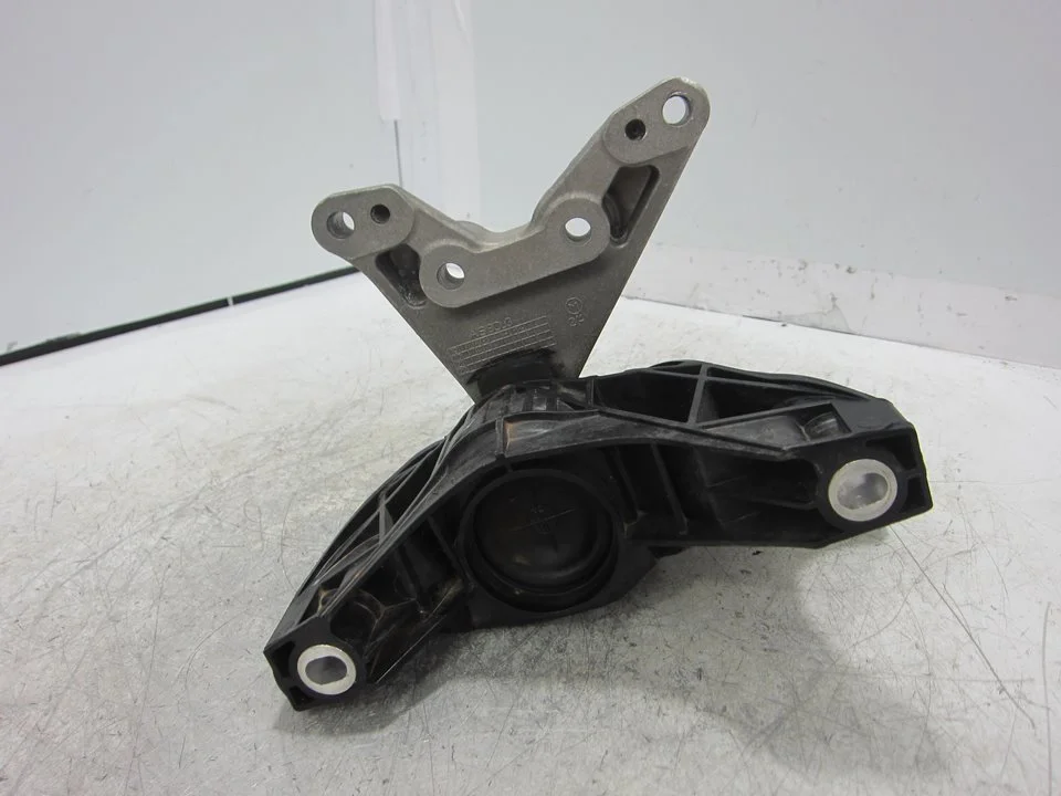 Foto de SOPORTE MOTOR CITROEN C5 AIRCROSS 1.2 12V e-THP / PureTech (131 CV / 96 KW) referencia 091622