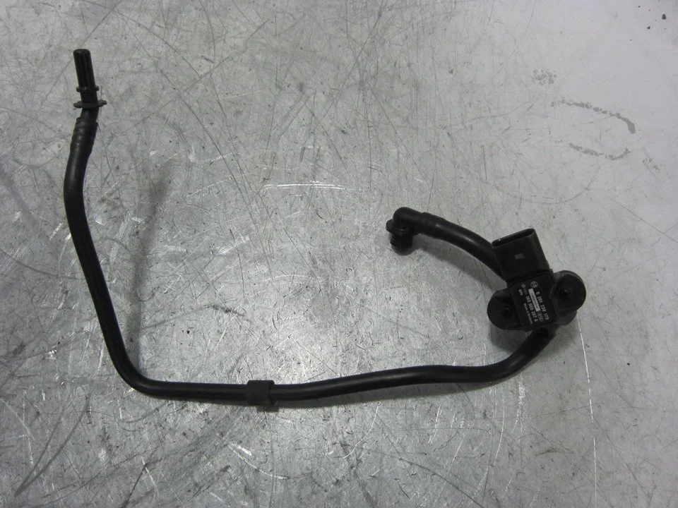 Foto de SENSOR PRESION PORSCHE MACAN (95BA) referencia 1K0906207A