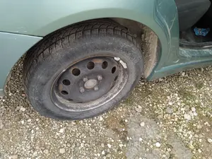 Foto de BRAZO SUSPENSION TRASERO DERECHO FORD FOCUS FAMILIAR (CAK) 1.8 TDDI Turbodiesel CAT (90 CV / 66 KW)