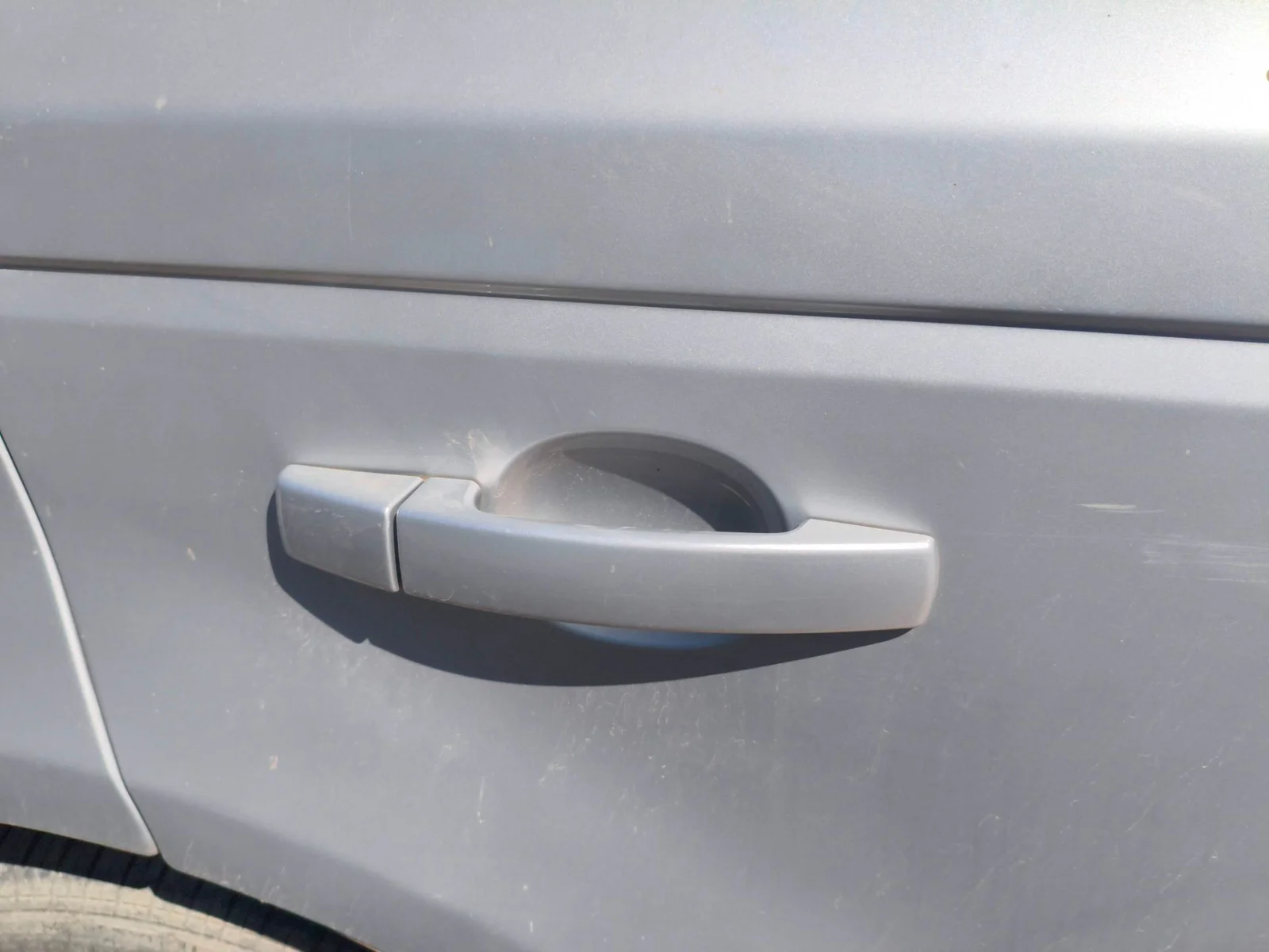 Foto de MANETA EXTERIOR LATERAL DERECHA LAND ROVER RANGE ROVER SPORT 4.4 V8 CAT (299 CV / 220 KW)