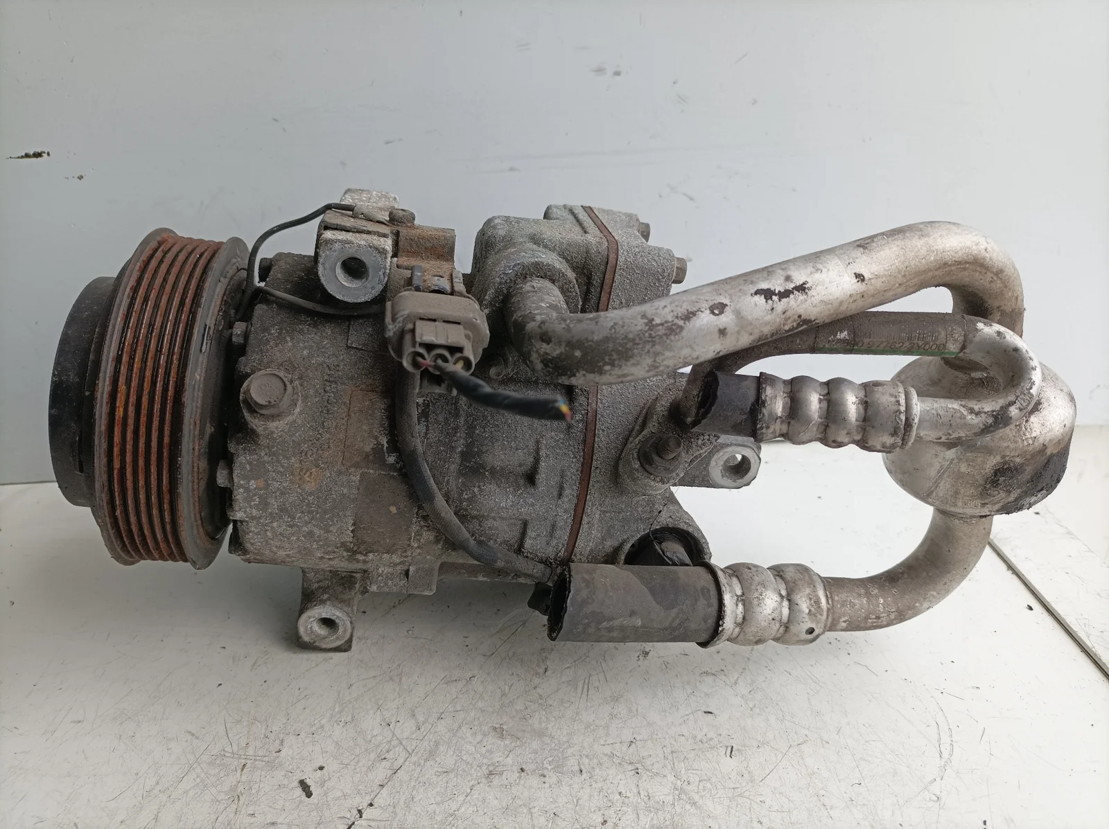 Foto de COMPRESOR AIRE ACONDICIONADO HYUNDAI IX35 (EL/LM) referencia 977012Y000