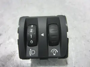 Foto de MANDO MULTIFUNCION RENAULT CAPTUR I 1.5 dCi Diesel FAP Energy (90 CV / 66 KW) referencia 251900567R