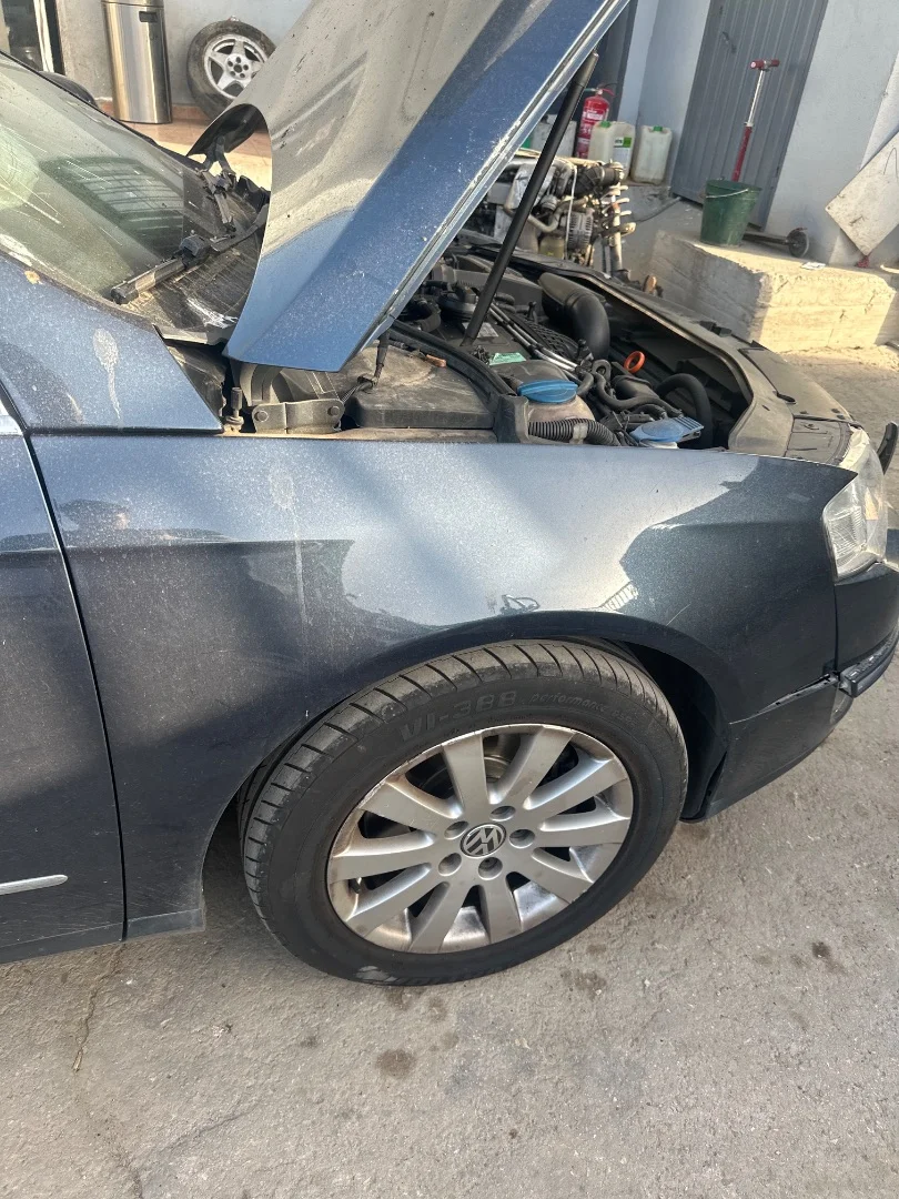 Foto de ALETA DELANTERA DERECHA VOLKSWAGEN PASSAT BERLINA (3C2) 2.0 TDI (140 CV / 103 KW) referencia 3C0821022