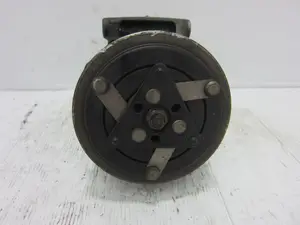 Foto de COMPRESOR AIRE ACONDICIONADO PEUGEOT 206 + referencia SD6V121926