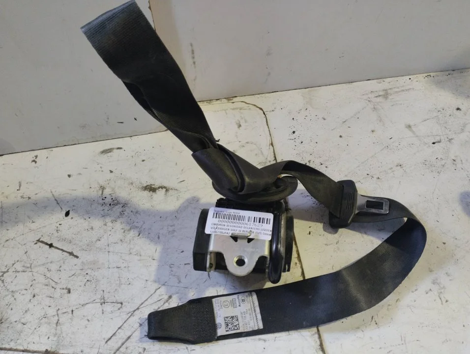 Foto de CINTURON SEGURIDAD DELANTERO IZQUIERDO VOLKSWAGEN GOLF IV BERLINA (1J1)(10.1997) 1.6 (101 CV / 74 KW) referencia 1J4857705JFKZ