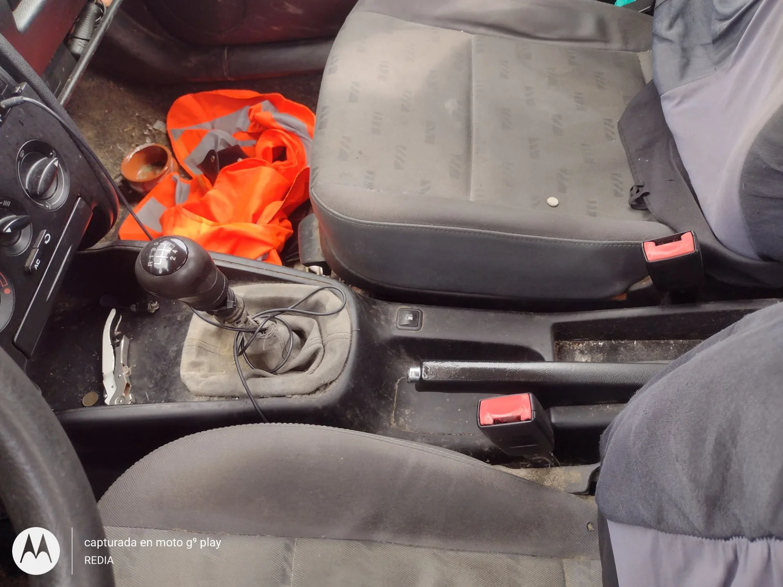 Foto de ENGANCHE CINTURON DELANTERO DERECHO SEAT TOLEDO (1M2) 1.9 TDI (90 CV / 66 KW)