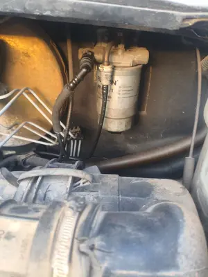 Foto de SOPORTE FILTRO GASOIL CITROEN JUMPER FURGÓN 2.5 Diesel (86 CV / 63 KW)