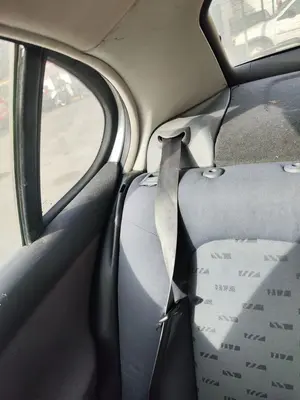 Foto de CINTURON SEGURIDAD TRASERO DERECHO SEAT LEON (1M1) 1.6  (101 CV / 74 KW)