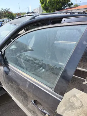 Foto de LUNA DELANTERA IZQUIERDA VOLKSWAGEN PASSAT VARIANT (3B5) 1.9 TDI (110 CV / 81 KW) referencia 3B4845201
