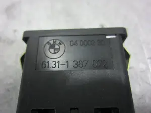 Foto de INTERRUPTOR BMW SERIE 3 BERLINA (E36) 2.0 24V (150 CV / 110 KW) referencia 61311387072 foto 3