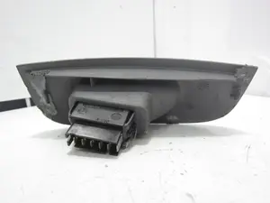 Foto de MANDO ELEVALUNAS DELANTERO DERECHO RENAULT MEGANE I FASE 2 COUPE (DA...) 1.6 (107 CV / 79 KW) referencia 429998R foto 4