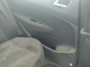 Foto de ELEVALUNAS TRASERO IZQUIERDO PEUGEOT 308 1.6 16V HDi (90 CV / 66 KW)