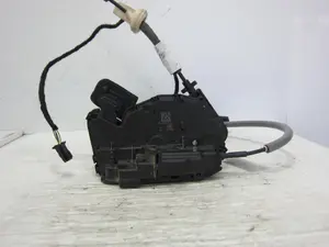 Foto de CERRADURA PUERTA DELANTERA DERECHA VOLKSWAGEN GOLF VII BERLINA (BQ1/BE2) 1.6 TDI (116 CV / 85 KW) referencia 45340180
