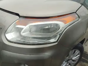 Foto de FARO IZQUIERDO CITROEN C3 PICASSO 1.6 16V (120 CV / 88 KW)