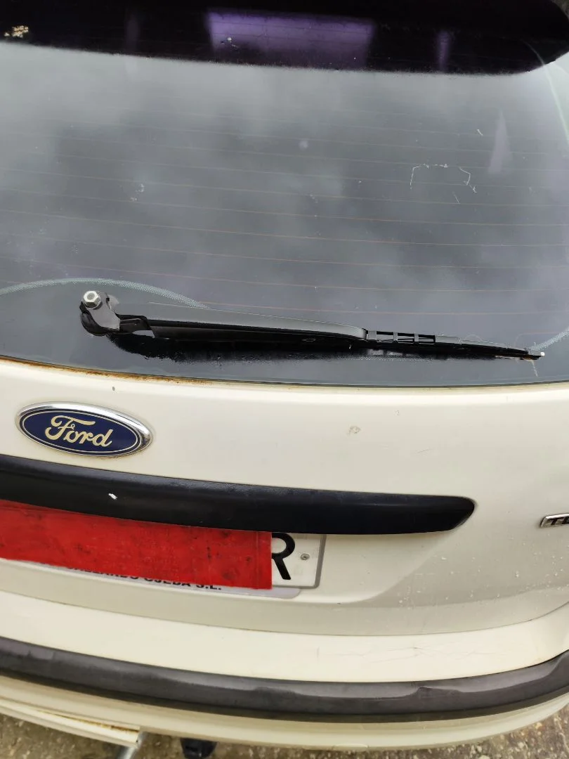 Foto de MOTOR LIMPIA TRASERO FORD FOCUS BERLINA (CAP) 1.6 TDCi CAT (90 CV / 66 KW)