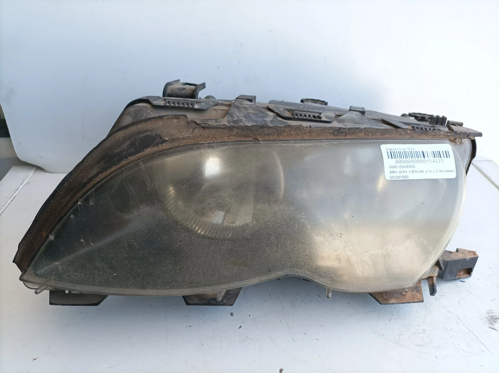 Foto de FARO IZQUIERDO BMW SERIE 3 BERLINA (E46) referencia 63126910955