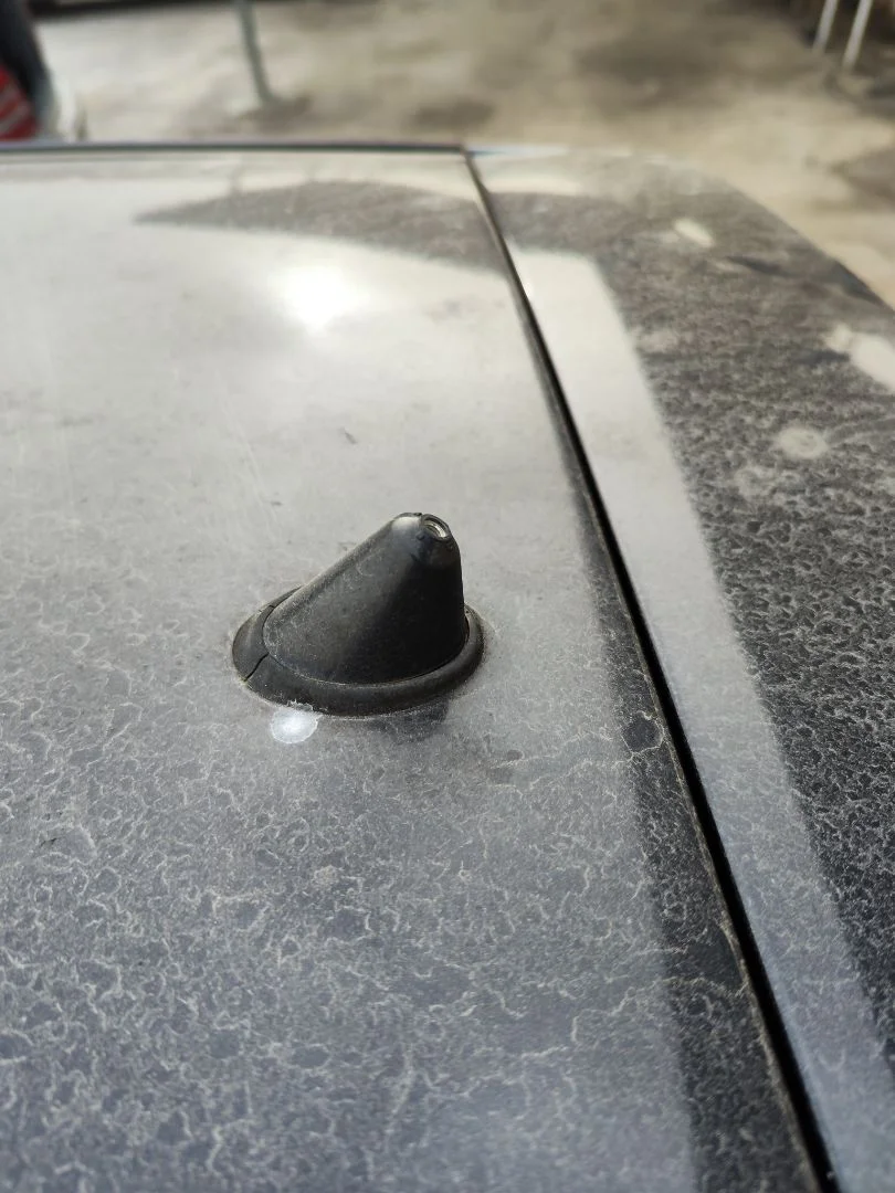 Foto de BASE DE ANTENA OPEL CORSA D 1.3 16V CDTI (75 CV / 55 KW)