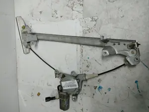 Foto de ELEVALUNAS TRASERO DERECHO DAEWOO ESPERO 2.0 CAT (105 CV / 77 KW) referencia 96168984