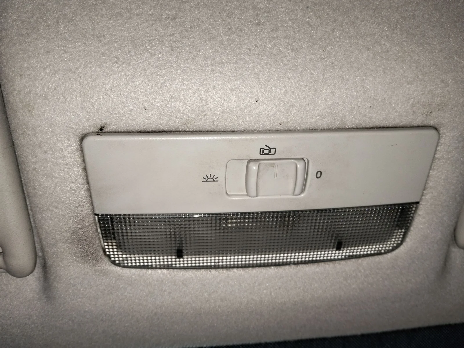 Foto de LUZ INTERIOR SEAT IBIZA (6L1)