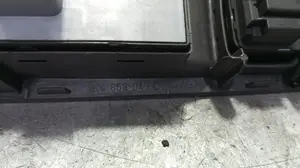Foto de MANDO ELEVALUNAS DELANTERO IZQUIERDO VOLKSWAGEN GOLF V (1K1)(10.2003) 1.9 TDI (105 CV / 77 KW) referencia 1K4868049C foto 5