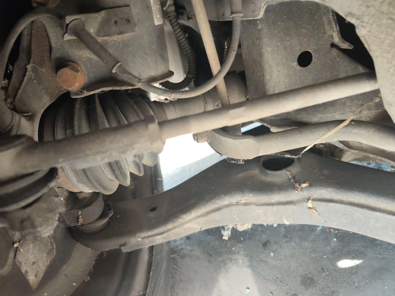 Foto de BIELETA ESTABILIZADORA DELANTERA IZQUIERDA VOLVO S40 BERLINA 1.9 Diesel CAT (116 CV / 85 KW) referencia 30884179