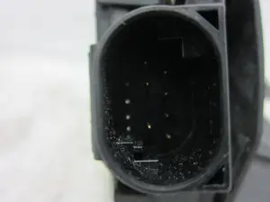 Foto de CERRADURA PUERTA DELANTERA IZQUIERDA BMW SERIE 3 COMPACTO (E46) 2.0 16V Diesel CAT (150 CV / 110 KW) referencia 8253431 foto 5