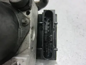 Foto de ABS NISSAN MICRA (K12E) 1.2 CAT (80 CV / 59 KW) referencia 47660AX600 foto 2