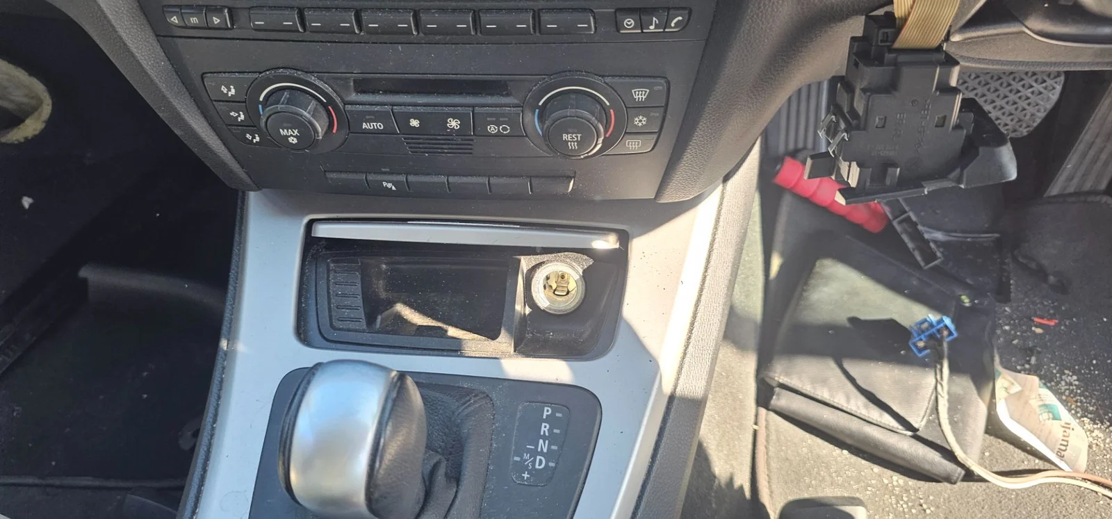Foto de CENICERO BMW SERIE 3 BERLINA (E90) 2.0 CAT (129 CV / 95 KW)